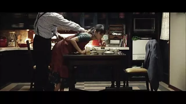 ఏంజెల్ డెల్ రేకు చిన్న టిట్‌లతో కూడిన కొమ్ము నల్లటి జుట్టు గల స్త్రీని గట్టి తెలుగు సెక్స్ వీడియో పాయువు పాలిషింగ్ చేయాలి